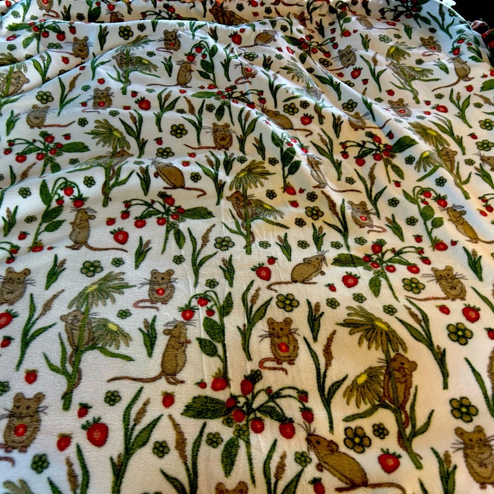Throw blanket